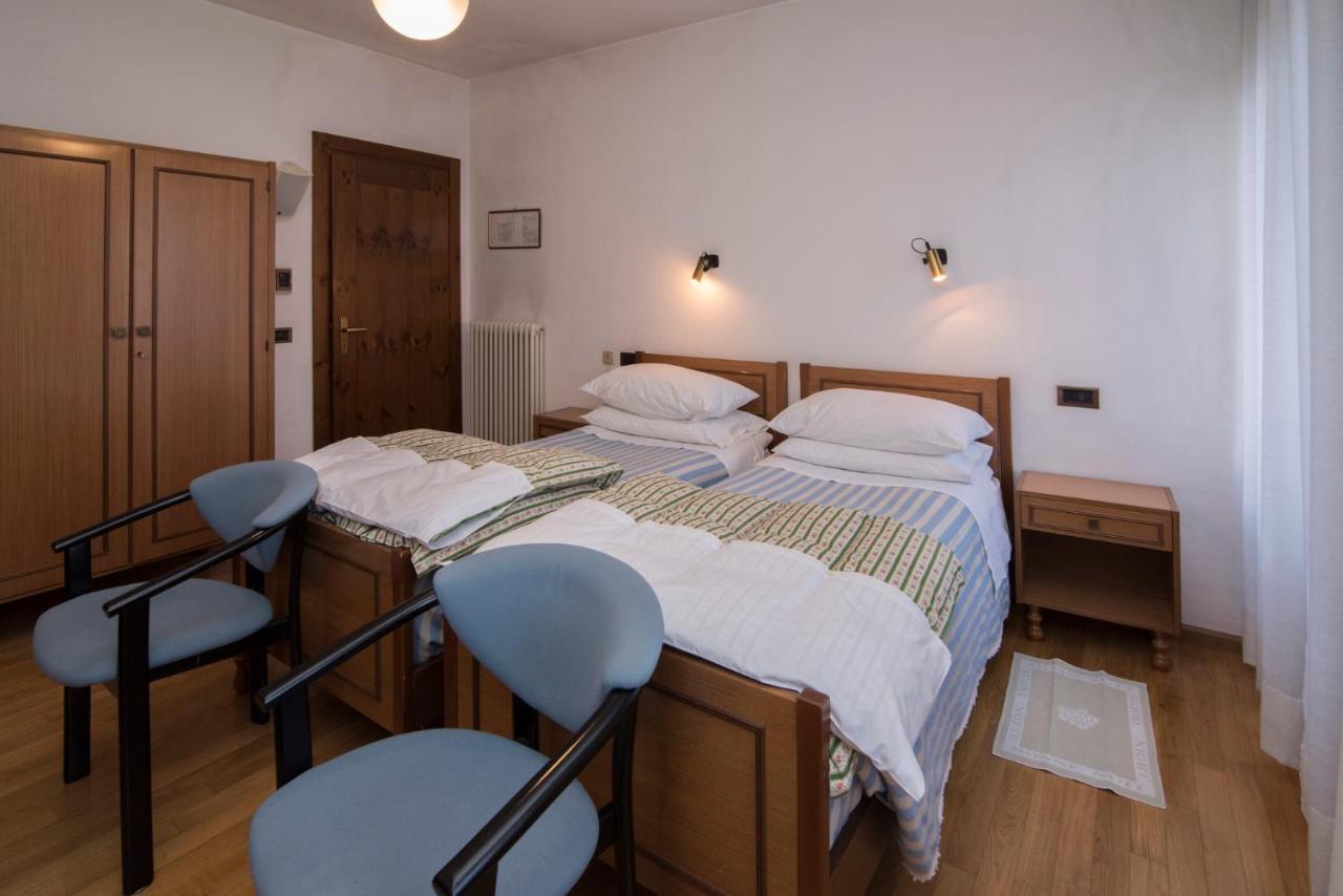 Al Sole Hotel Ristorante Dal 1870 皮耶韦迪卡多雷 外观 照片