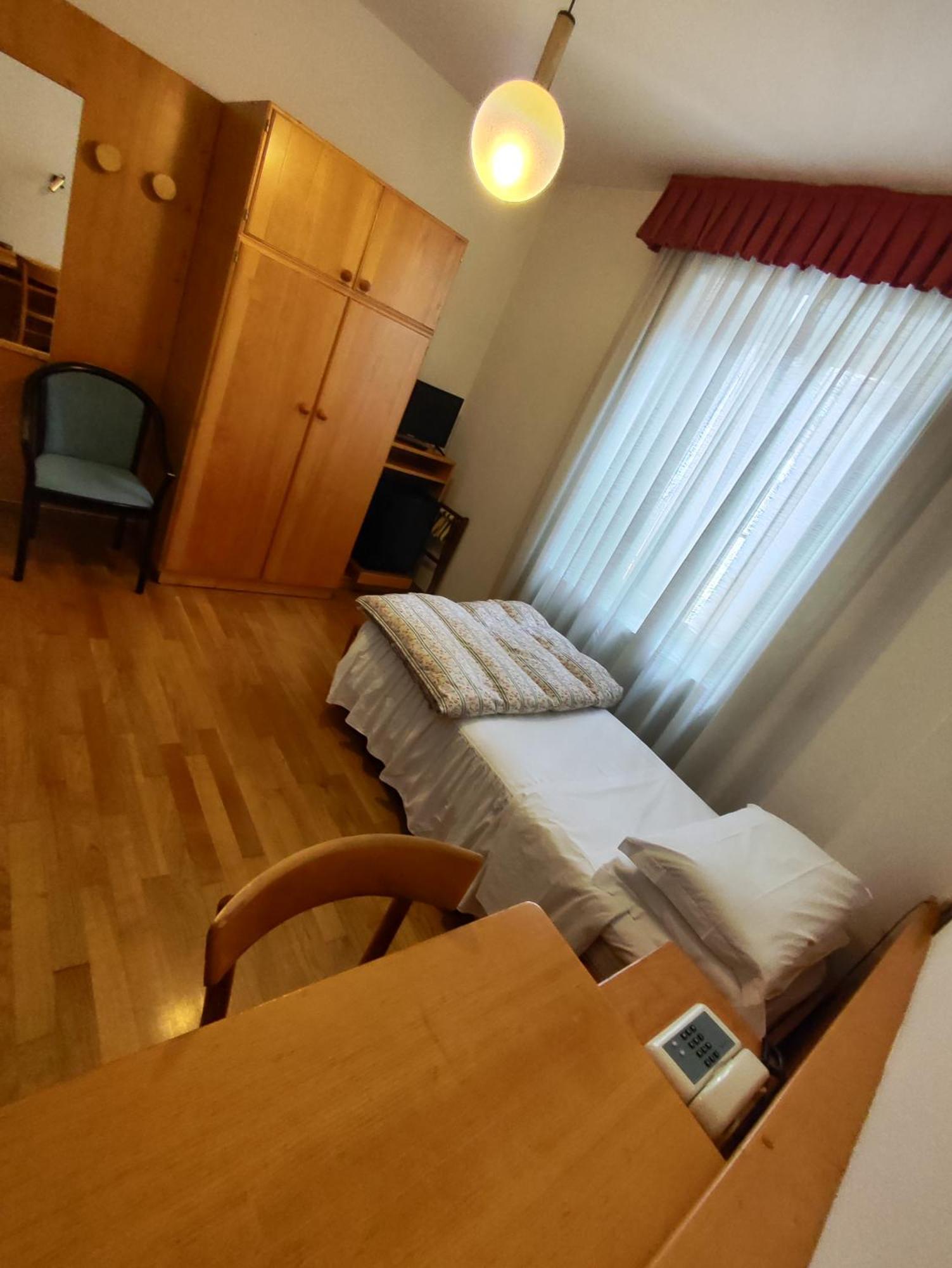 Al Sole Hotel Ristorante Dal 1870 皮耶韦迪卡多雷 外观 照片